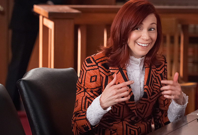 2. Always fun to have Carrie Preston as Elsbeth on the show!!  