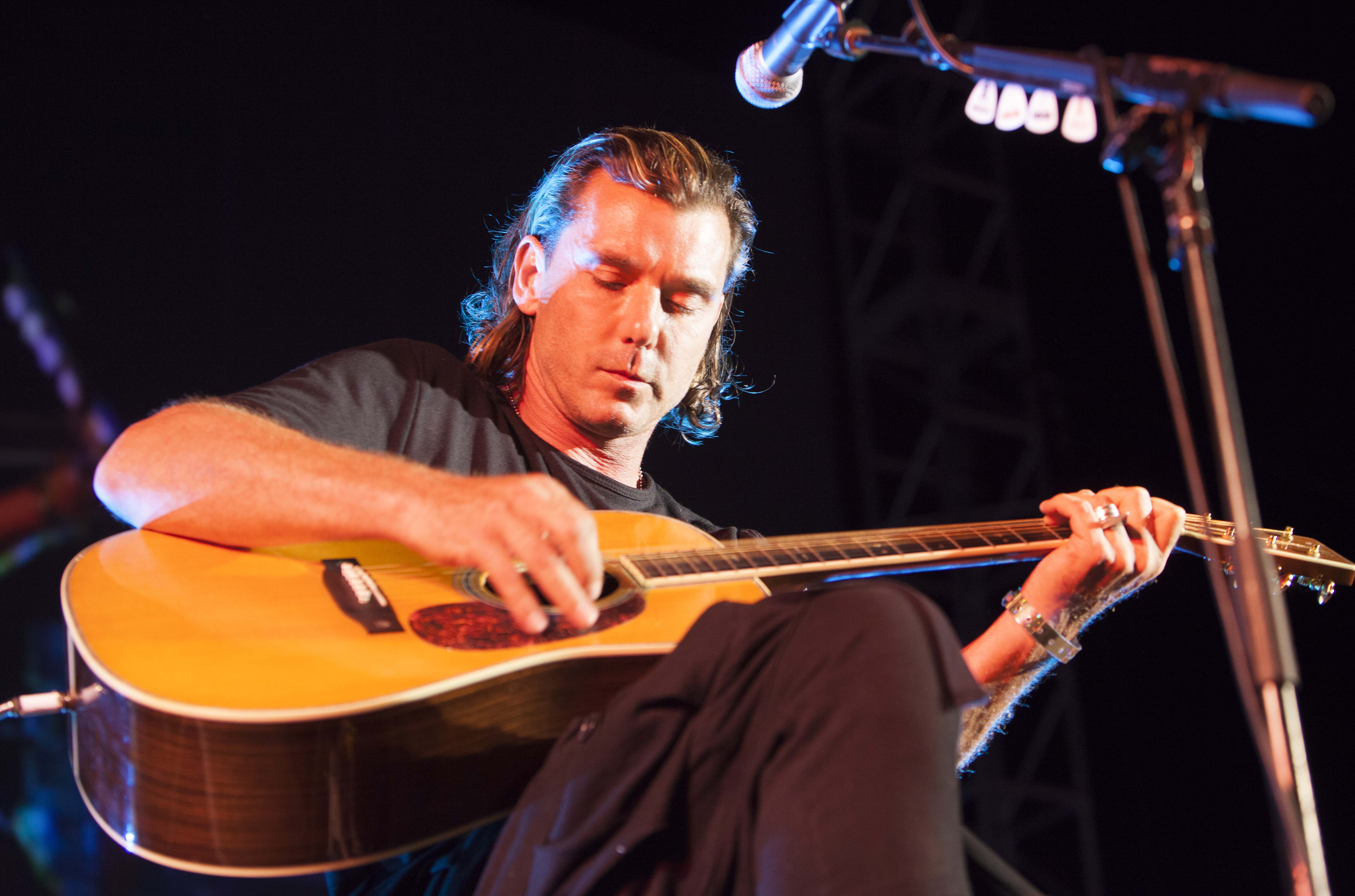 Gavin Rossdale Performing at the Season 5 Sunset on the Beach Premiere