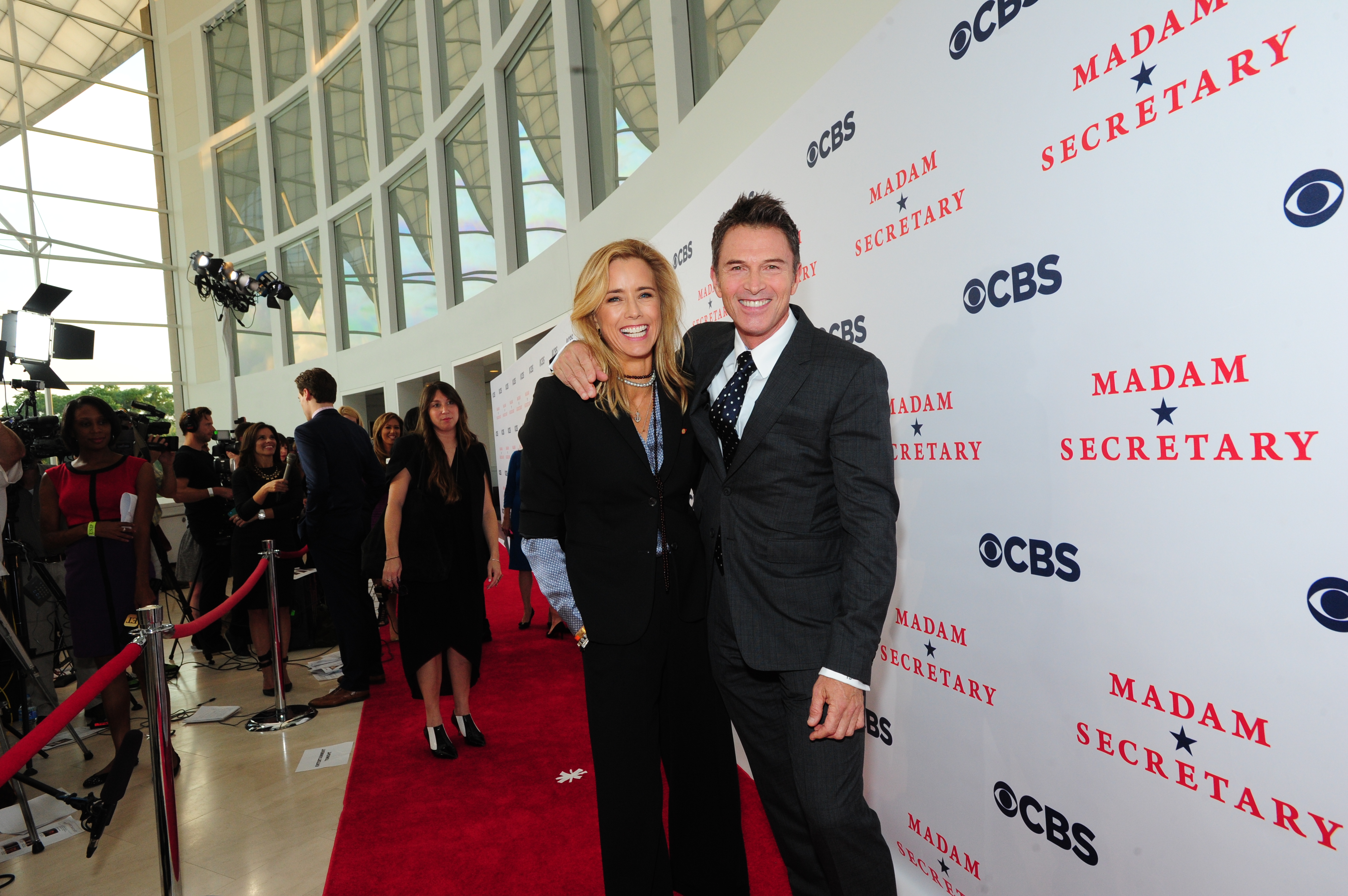 Téa Leoni and Tim Daly on the Red Carpet
