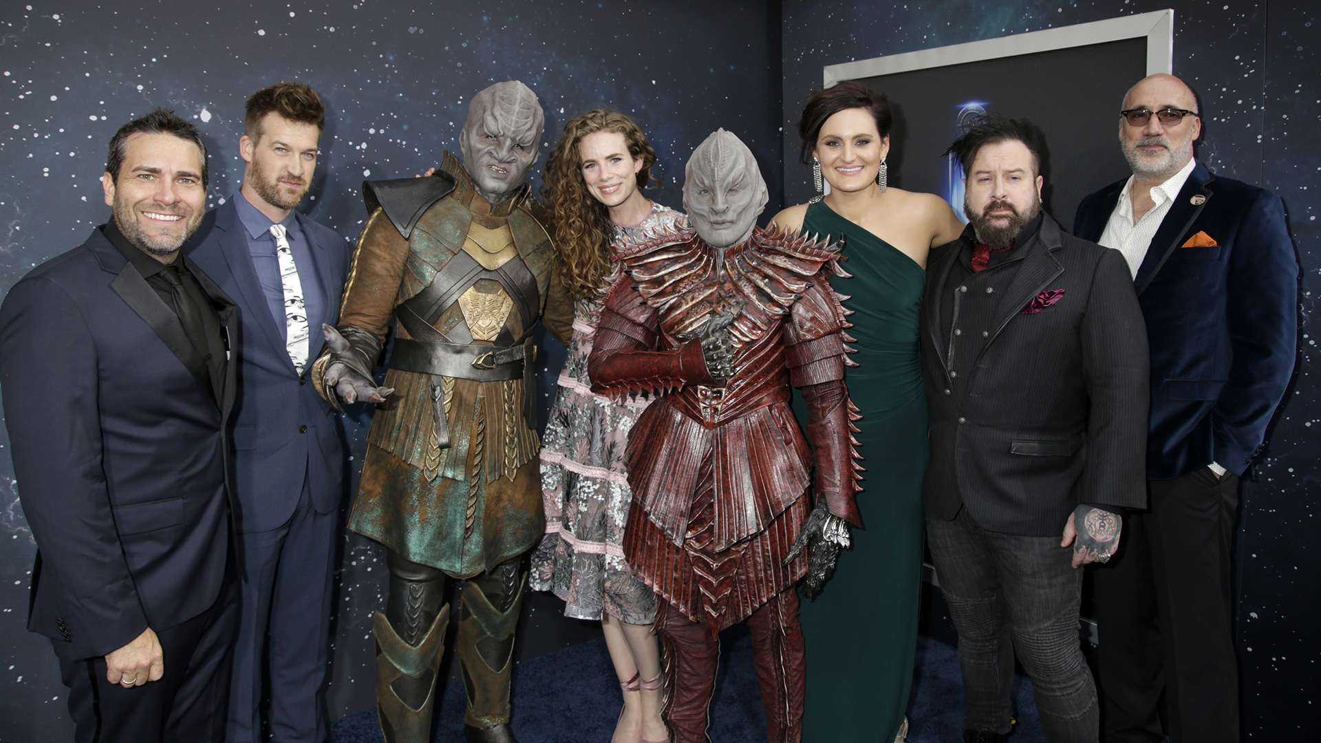 Cast and crew: James MacKinnon, Kenneth Mitchell, Clare McConnell, Mary Chieffo, Glenn Hetrick, and Neville Page (with Klingons!) from Star Trek: Discovery
