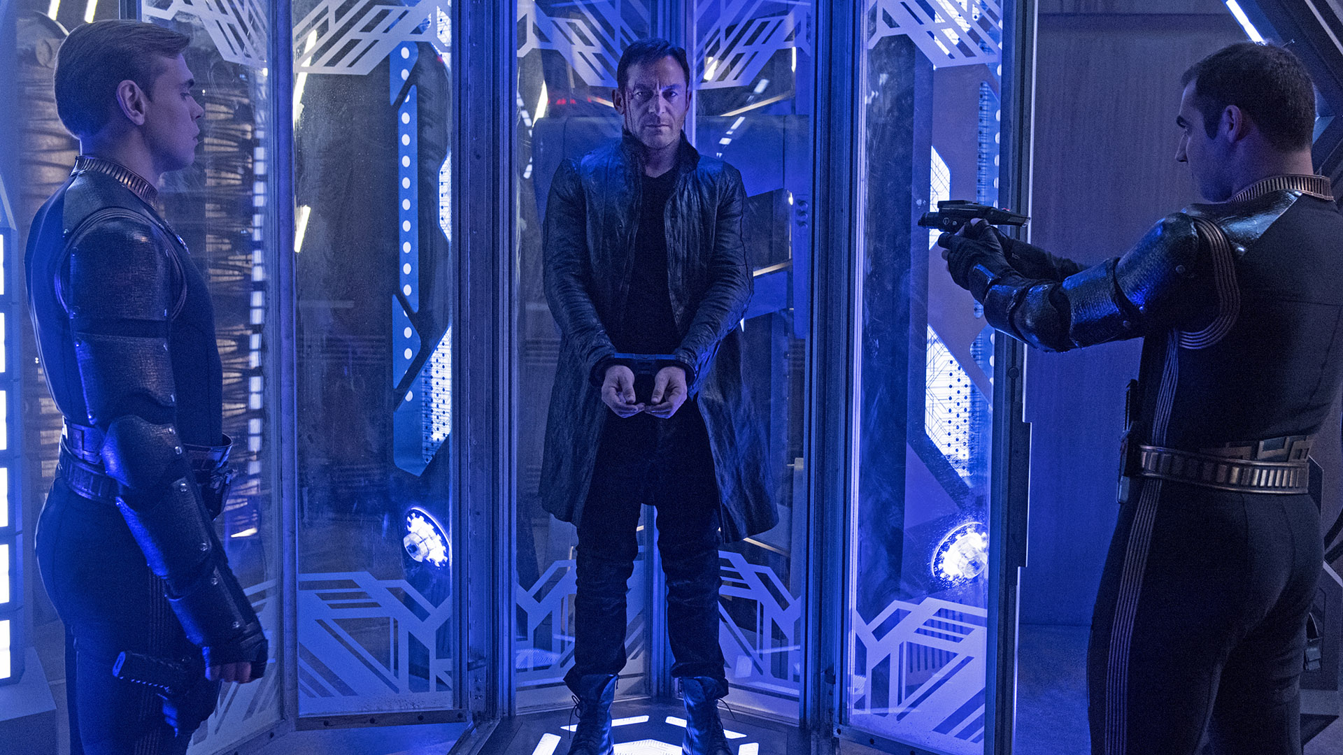 Captain Gabriel Lorca (Jason Isaacs) and Terran officers