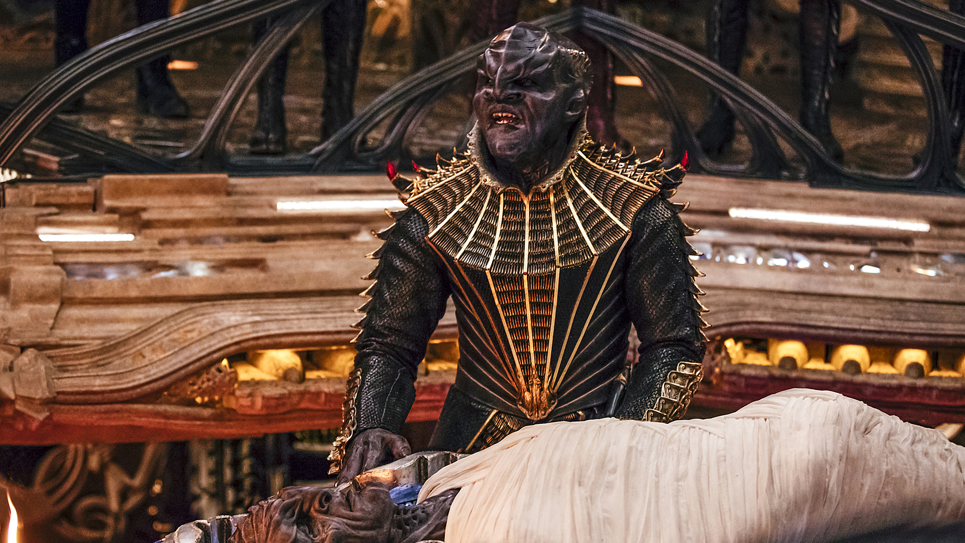 T'Kuvma (Chris Obi)