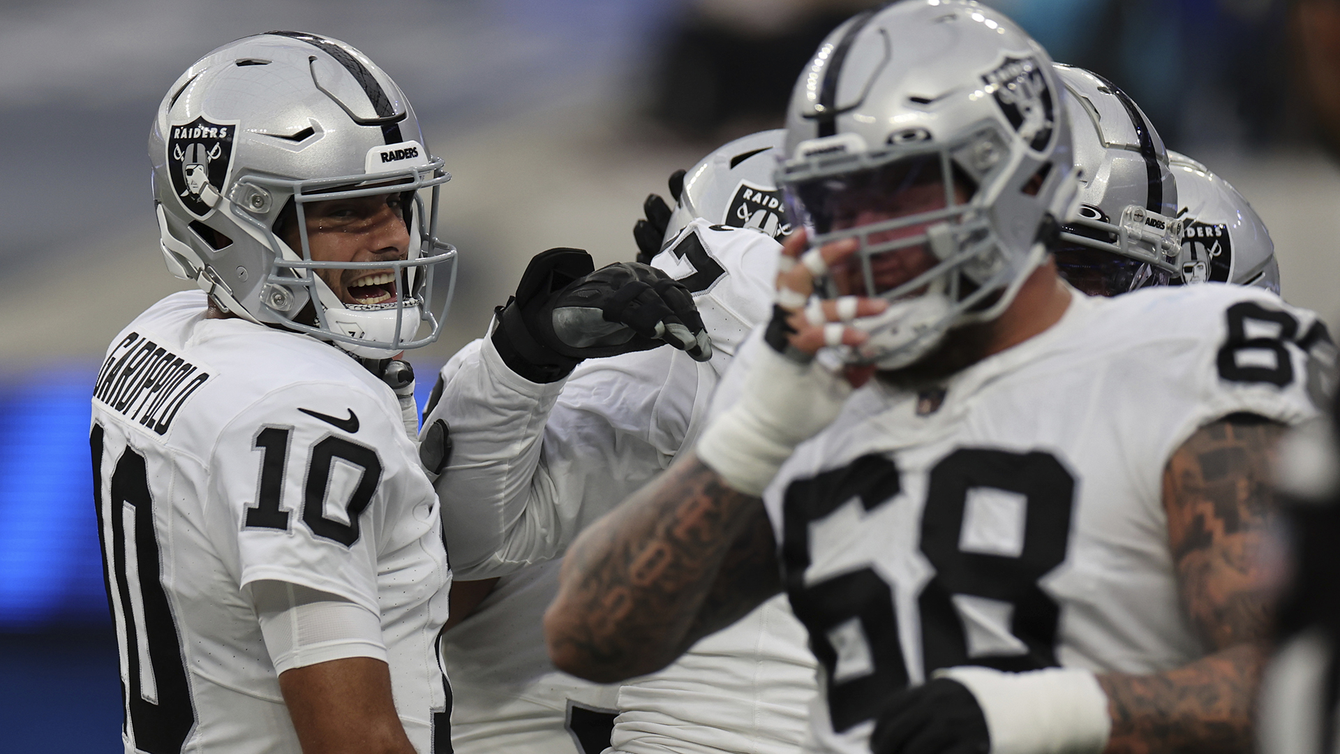 NickALive!: How to Stream the Raiders at Cowboys for Free This Thanksgiving  on Paramount Plus