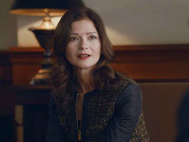 Jill Hennessy as Rayna Hecht 