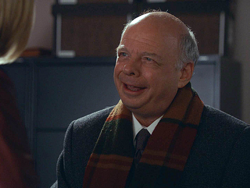Wallace Shawn as Charles Lester