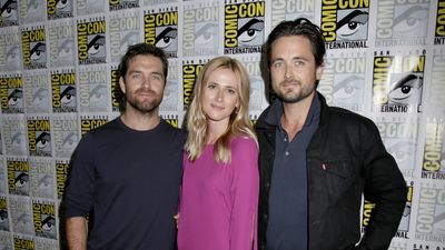 American Gothic Stars Answer Fan Questions Live