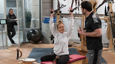 Kevin Botches His Mission To Help Vanessa Score A Date On Kevin Can Wait