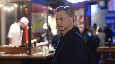 Gary Sinise Answers Your Burning Fan Questions